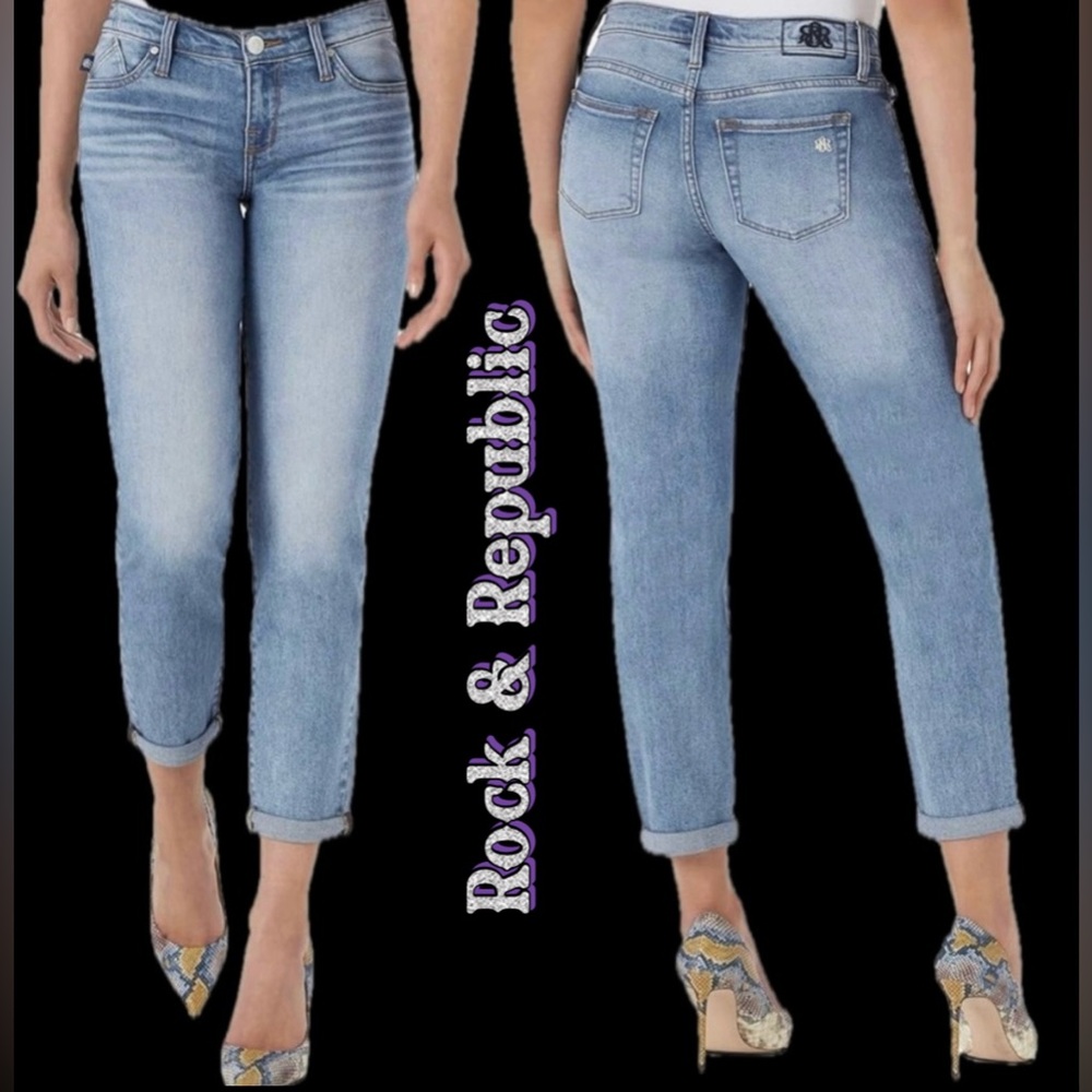 Rock & Republic Light Blue Relaxed Fit Mid-Rise Boyfriend Jeans